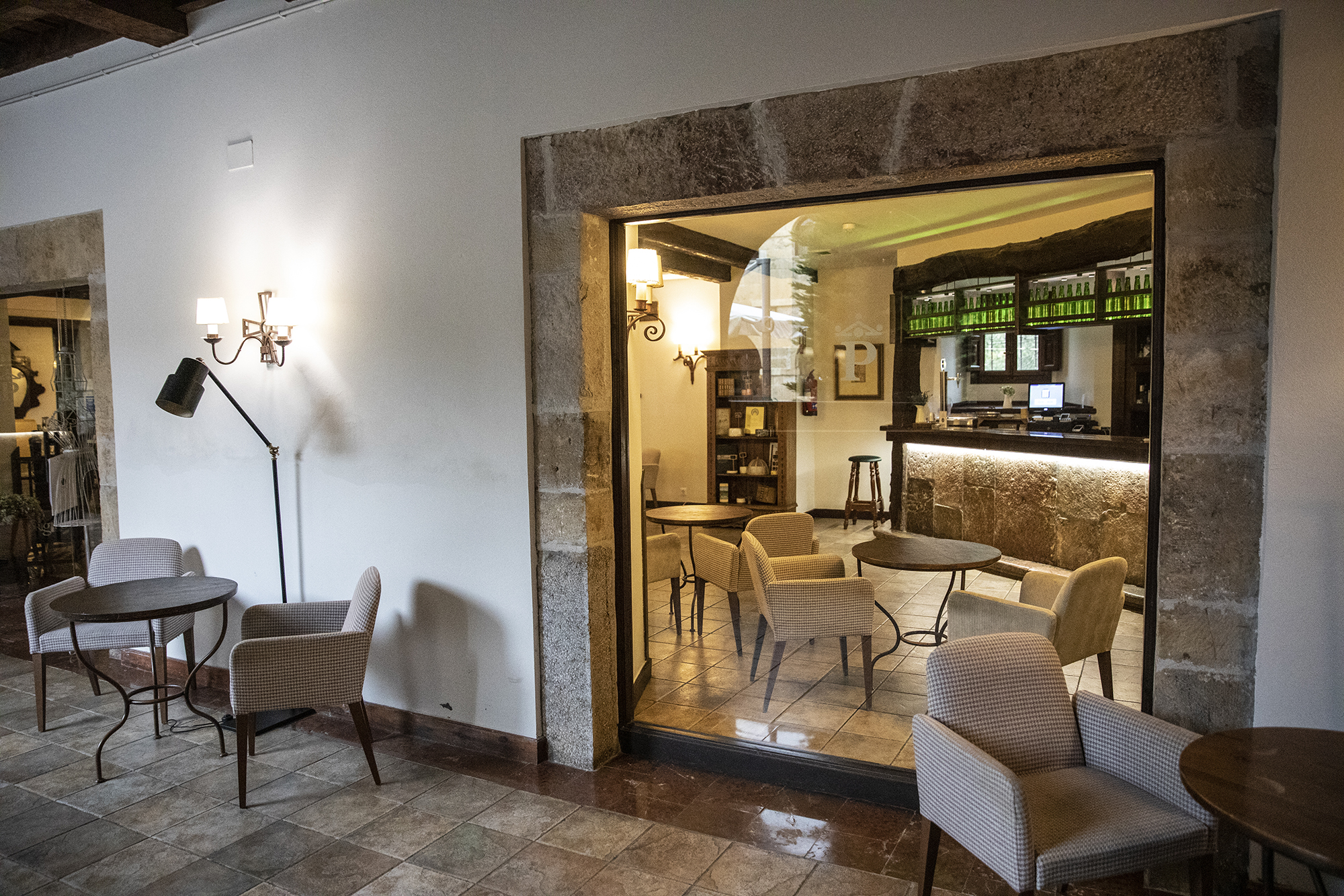 Bar de quesos ubicado en el antiguo refectorio