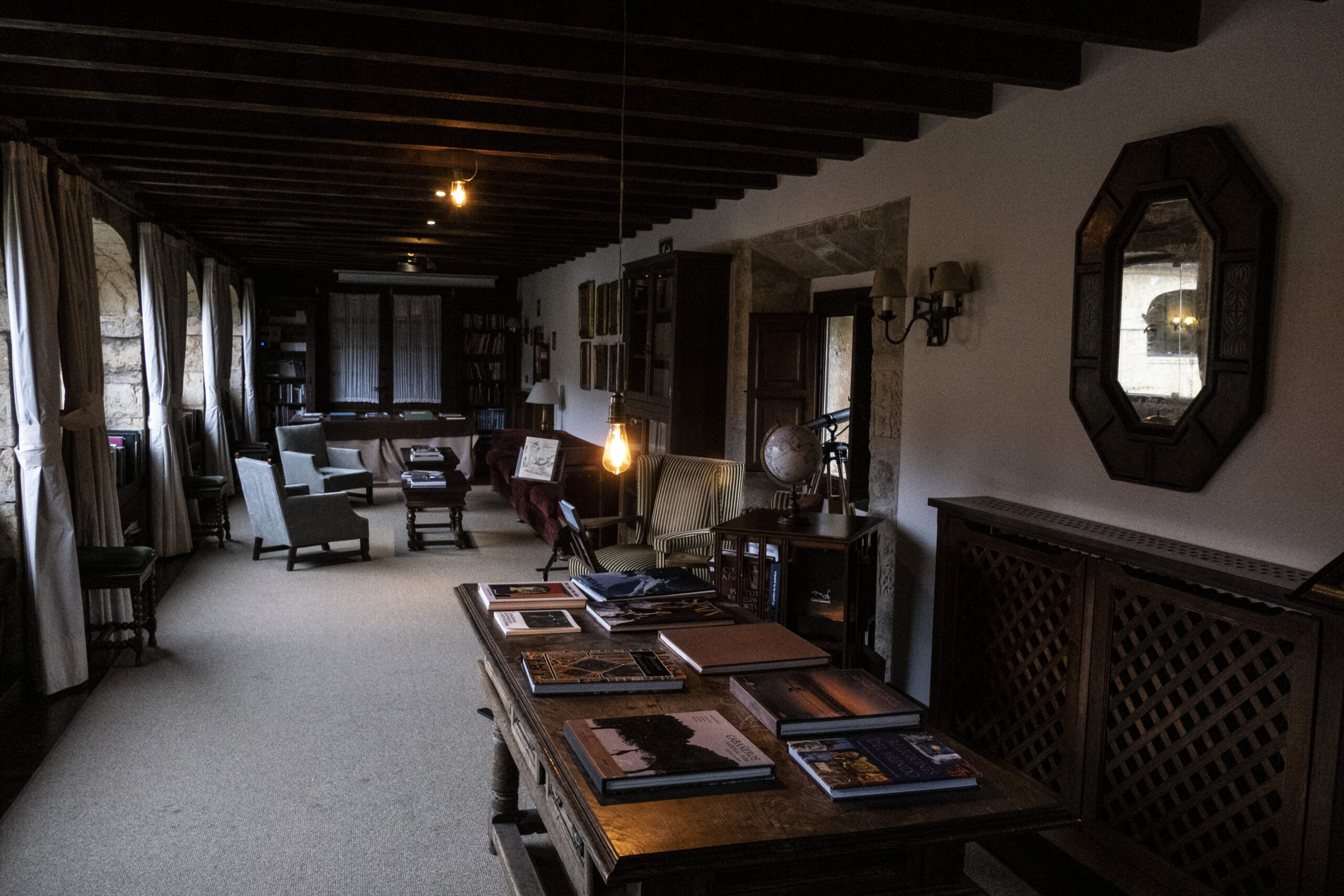La biblioteca del Parador de Cangas de Onís